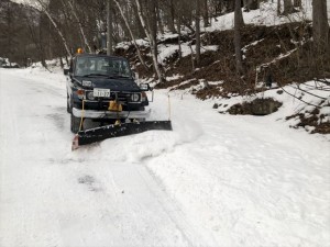 緑の村別荘地　除雪作業①